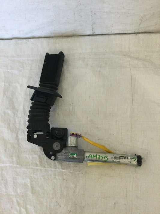 2018 Hyundai Elantra Front Right Seat Belt Pretensioner OEM 88841-F2000