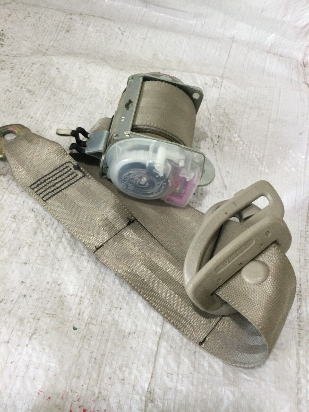 2003 Toyota Highlander Rear  Right Passenger  Side Seat Belt  OEM