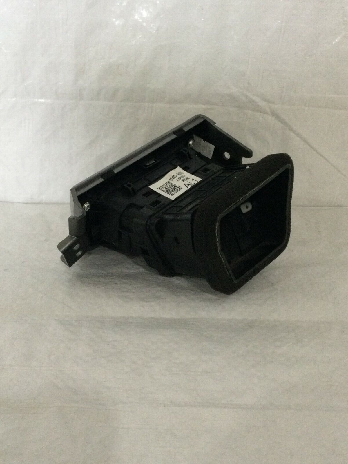 2016-2017 Hyundai Elantra GT Left Driver Side Dash Air Vent OEM LH 97480-A5000