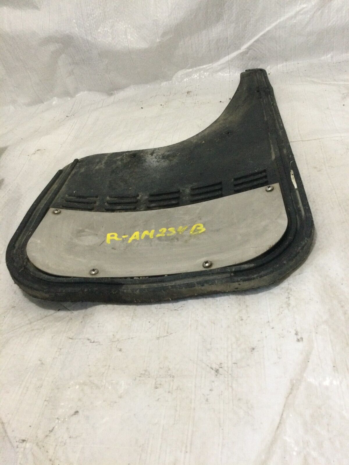 2006 Dodge Ram 1500 2500 3500 Splash Guards Mud Flap Right OEM