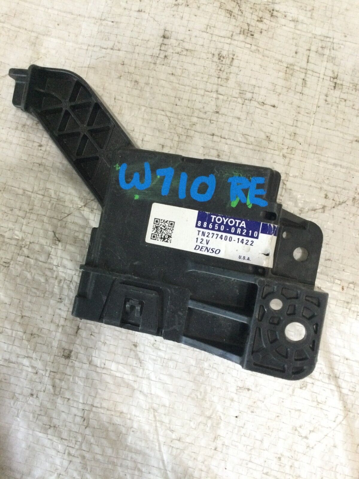 2016 Toyota RAV4 Temperature Control Module OEM 88650-0R210
