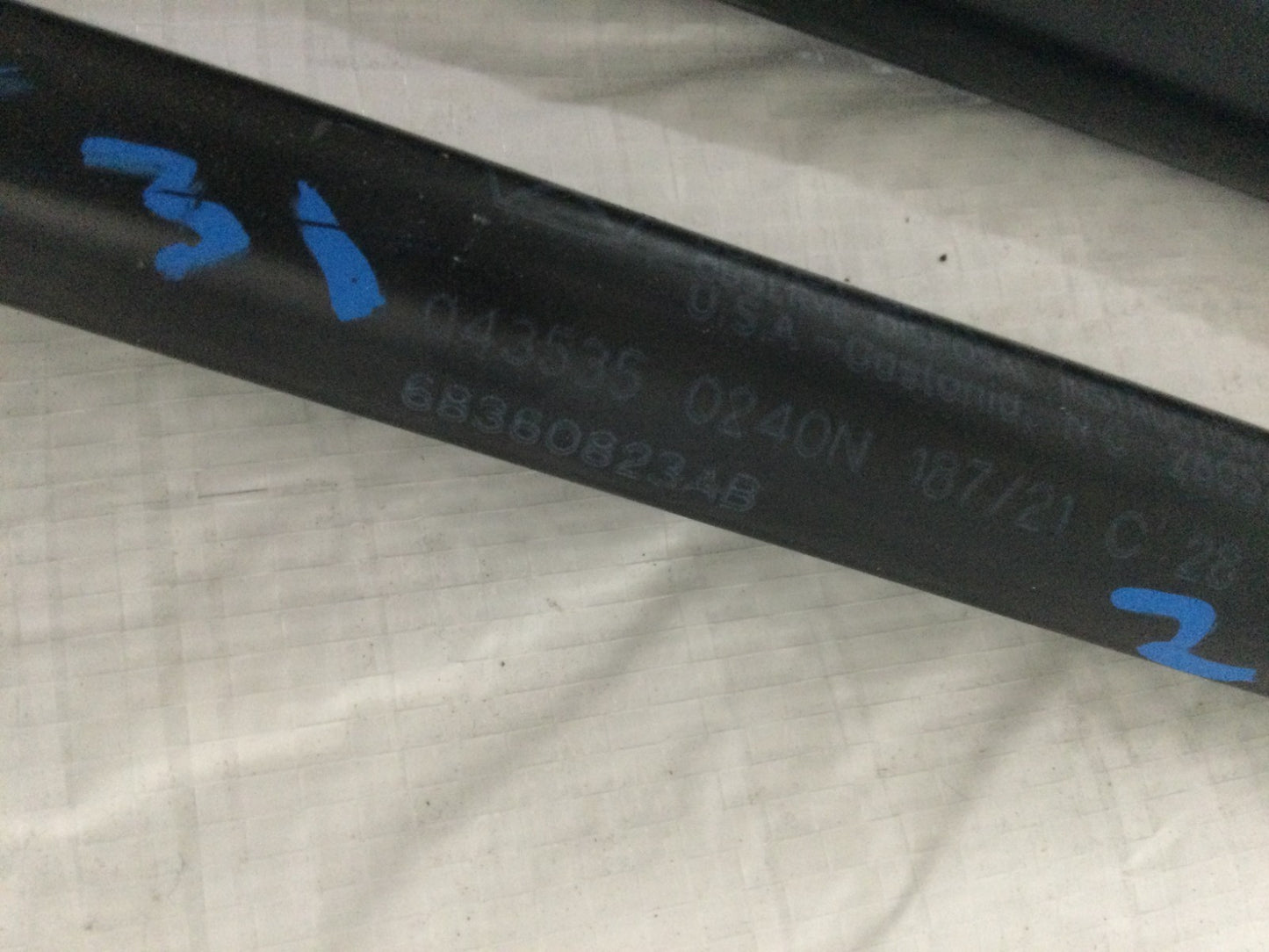 2021 Dodge Ram 3500 RH and LH Side Hood Strut Lift Support OEM 68360823AB