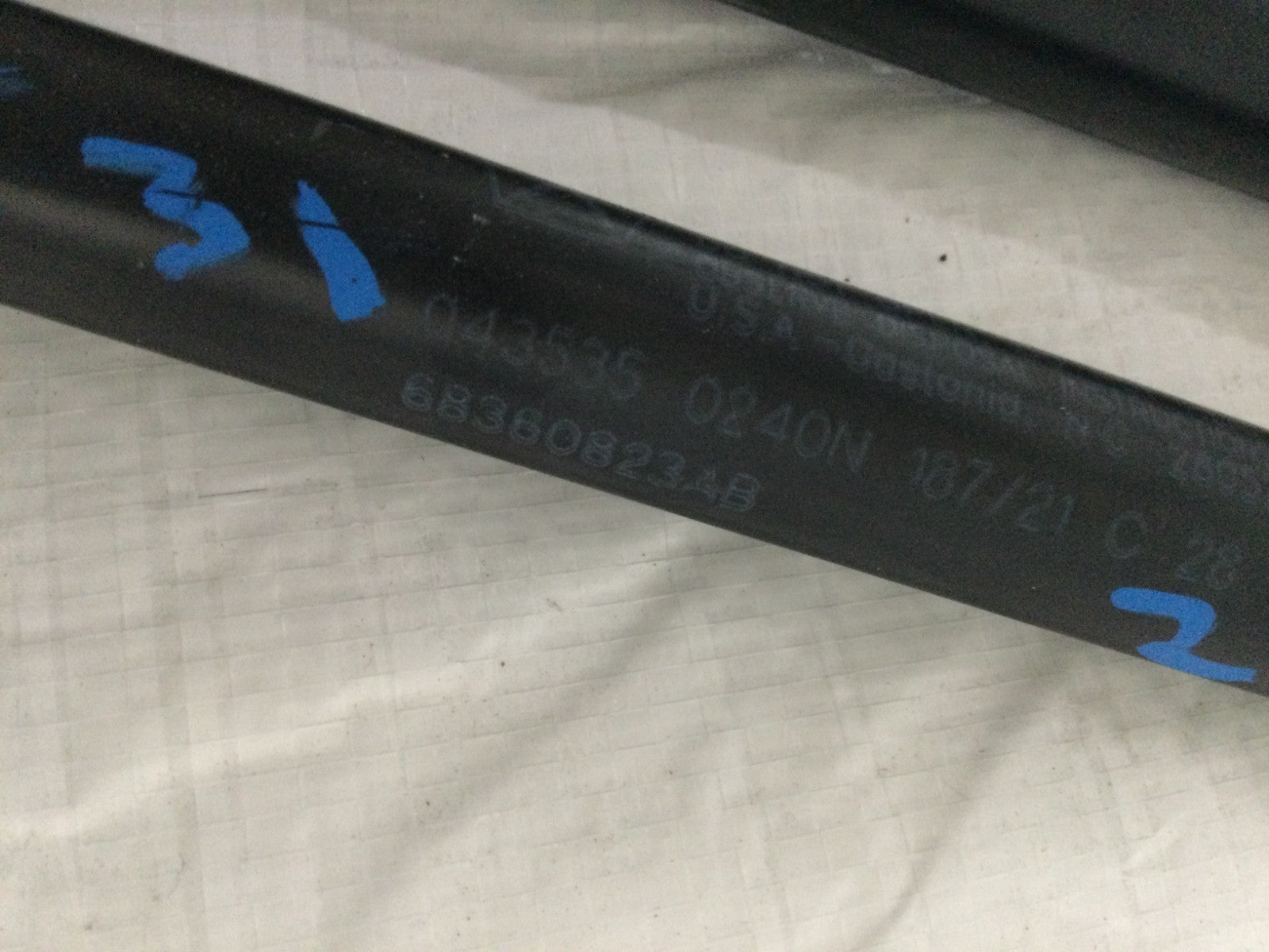 2021 Dodge Ram 3500 RH and LH Side Hood Strut Lift Support OEM 68360823AB