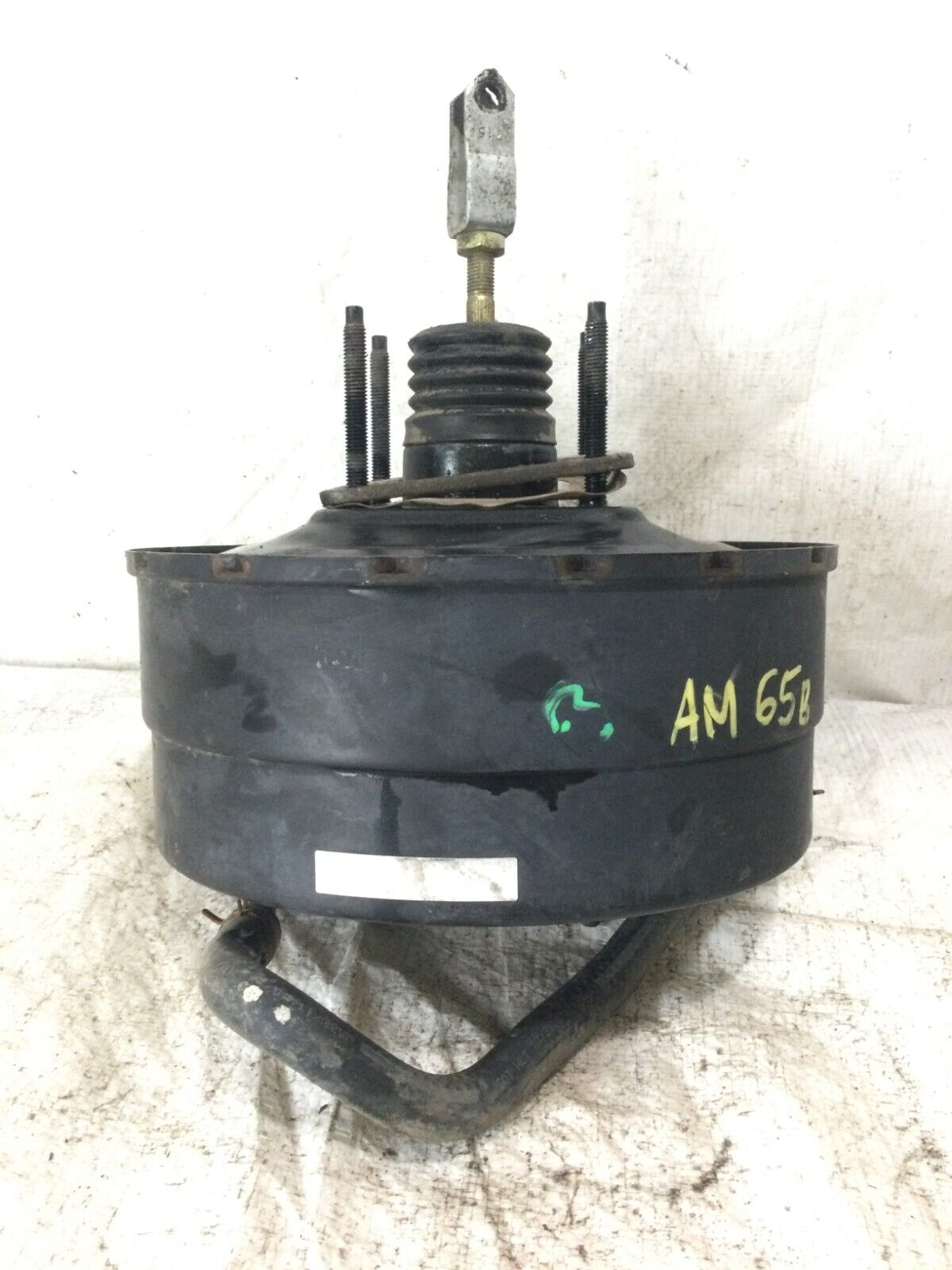 2002 Nissan Frontier  Power Brake Booster OEM