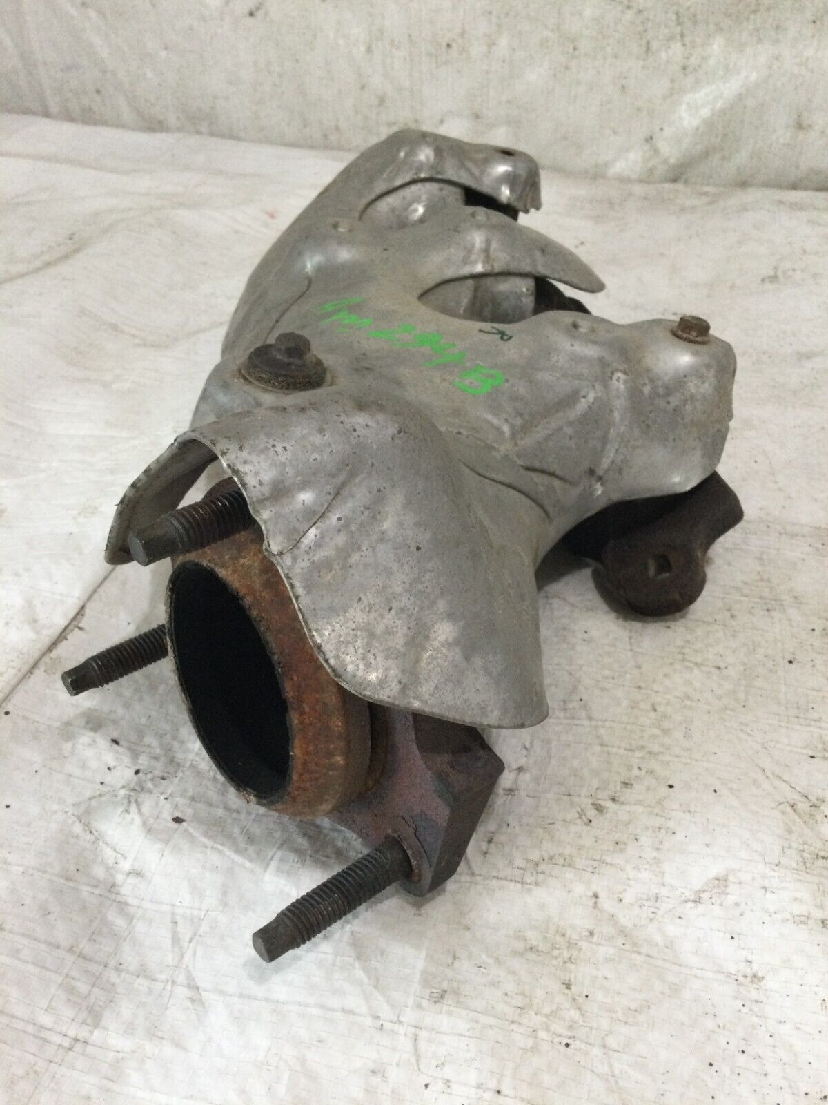 2019 Chevrolet Silverado 1500  Right Side Exhaust Manifold OEM