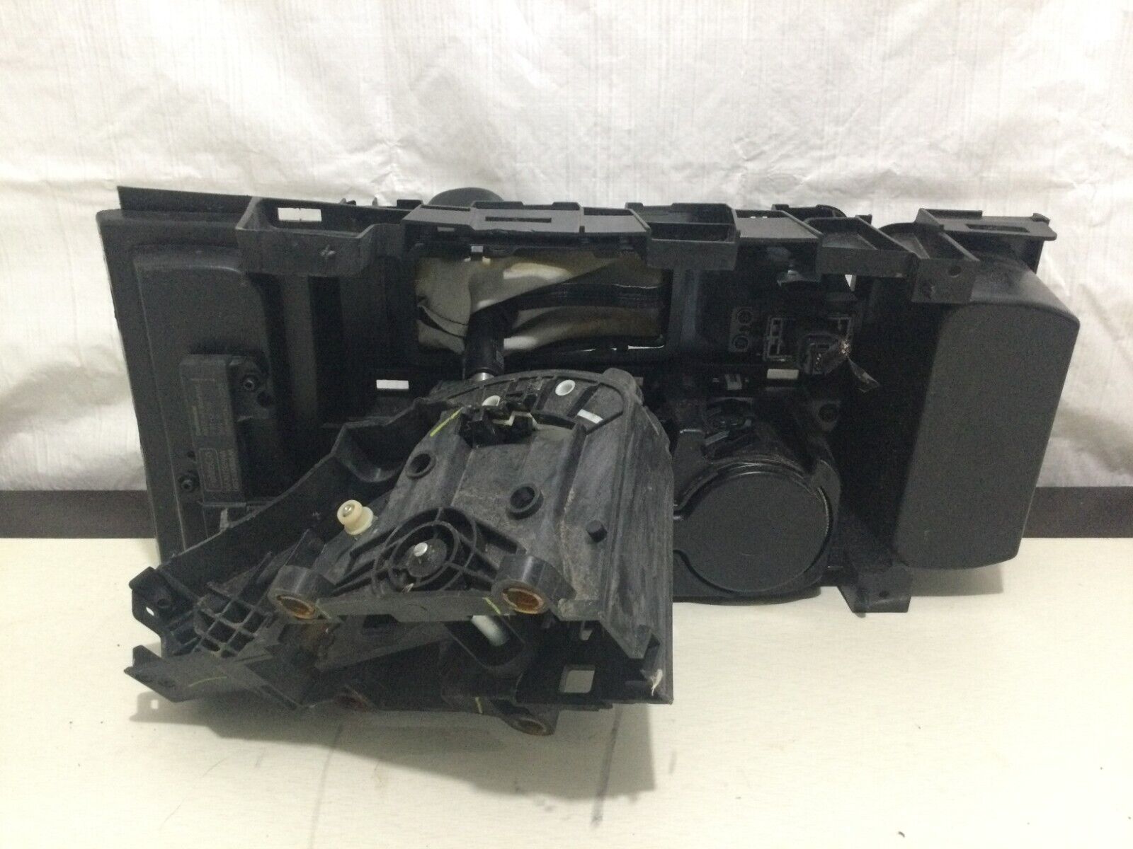 2017-2019 Ford Escape Floor Shifter Gear w/ Center Console Bezel Trim OEM