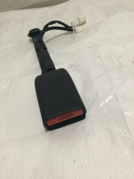 2016 Nissan Rogue Front  Right Seat Belt  Buckle Black OEM