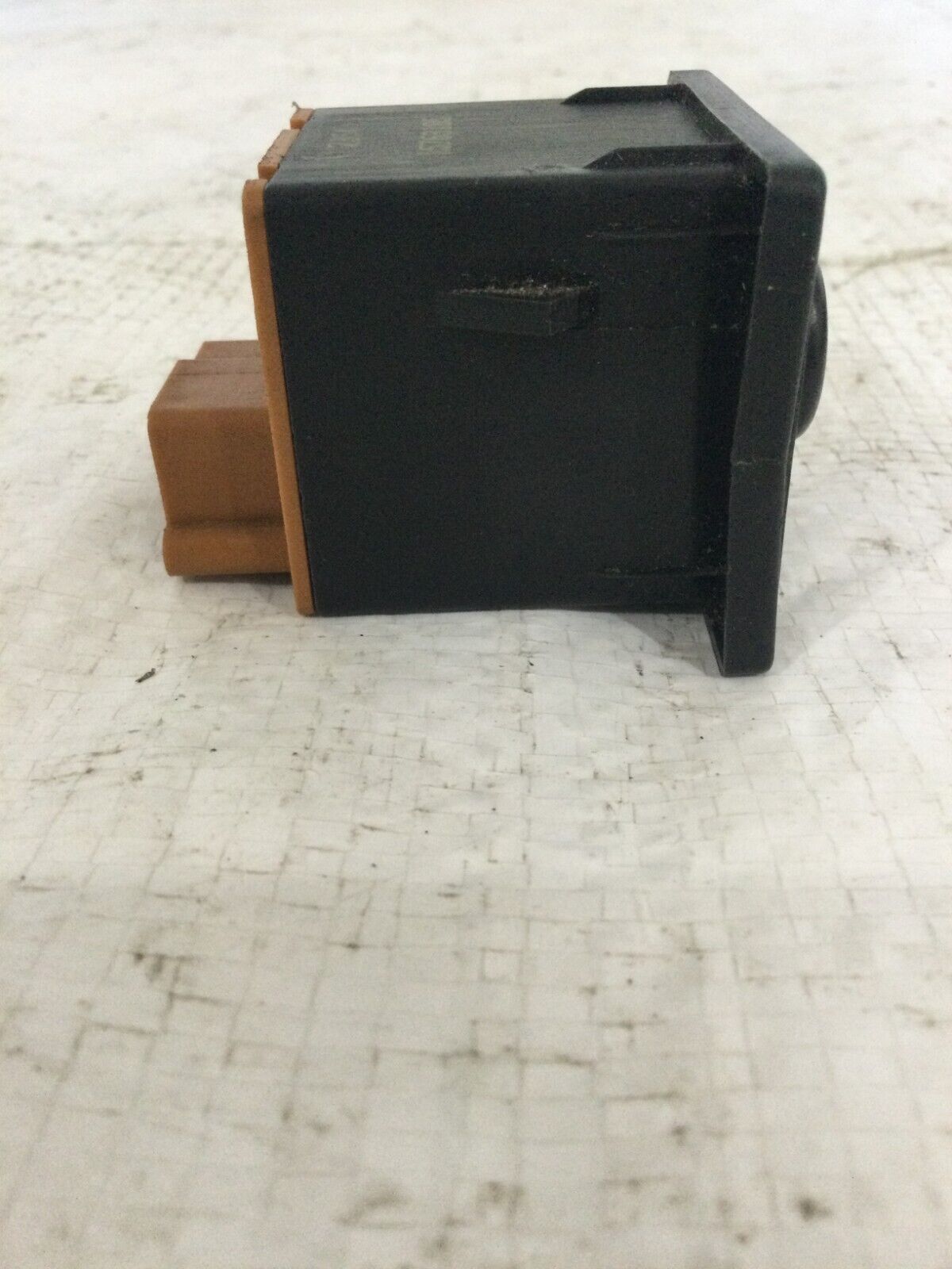 2002-2006 Cadillac Escalade EXT Rear Parking Assist Aid Switch Object Module OEM