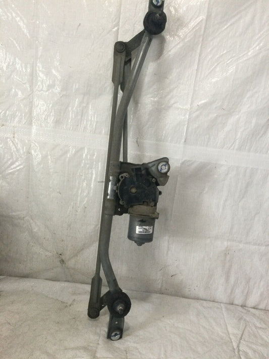 2007-2014 Cadillac Escalade Front Windshield Wiper Motor W/ Linkage OEM