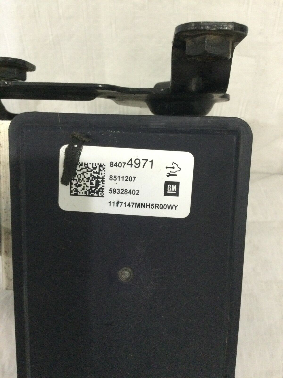 2017 GMC Sierra 1500 V8 6.2L ABS Pump Assembly OEM