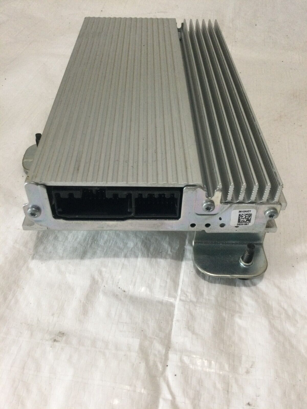 2020 Dodge Grand Caravan Radio Amplifer OEM 68370208AA