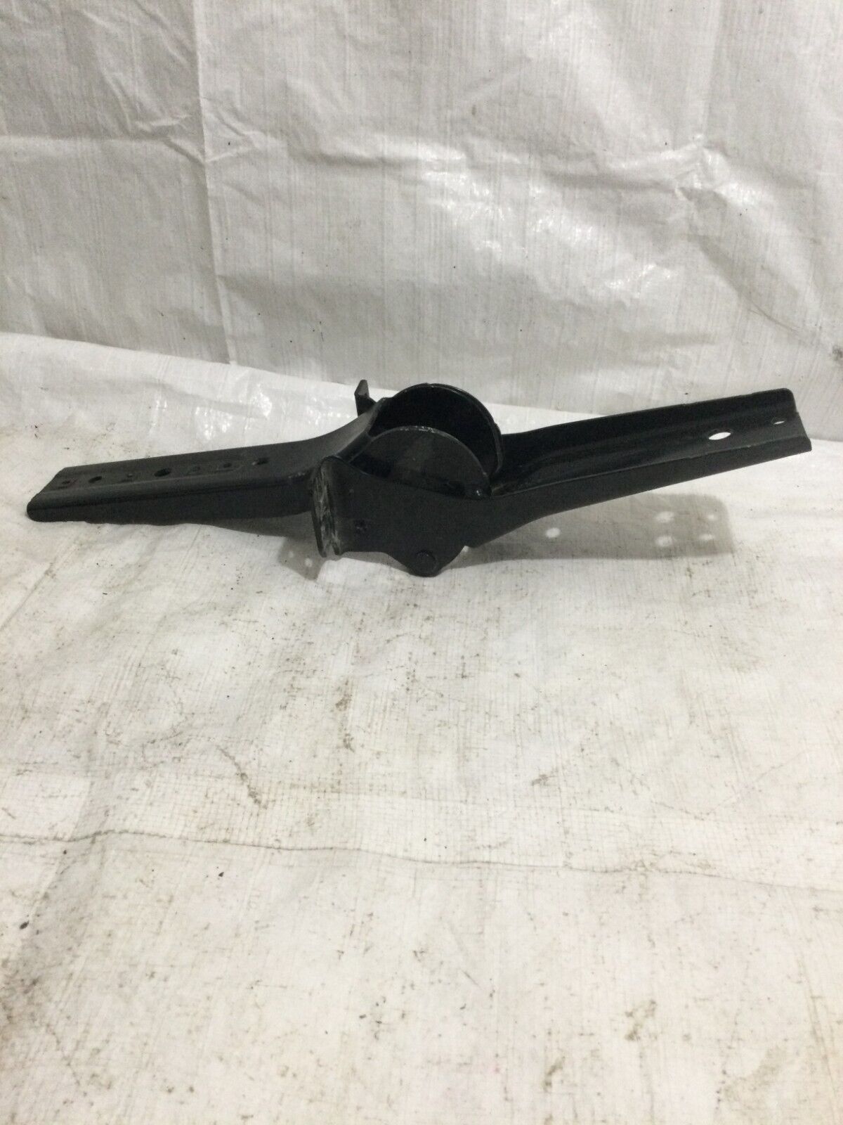 2019-2022 GMC Sierra 1500 Upper Tailgate Hinge Right OEM RH