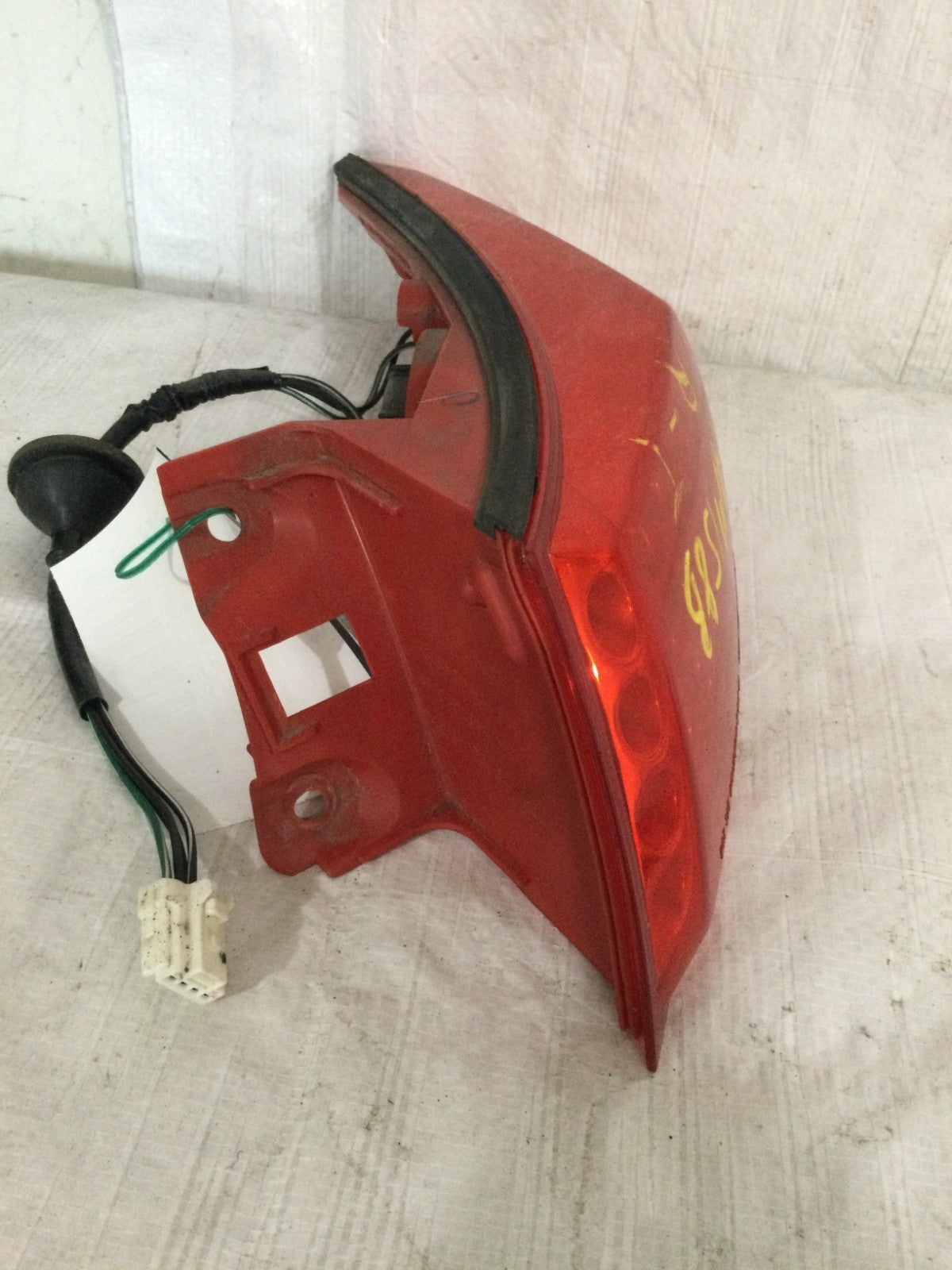 2003-2008 Infiniti FX35 Rear Right Passenger Tail Light OEM