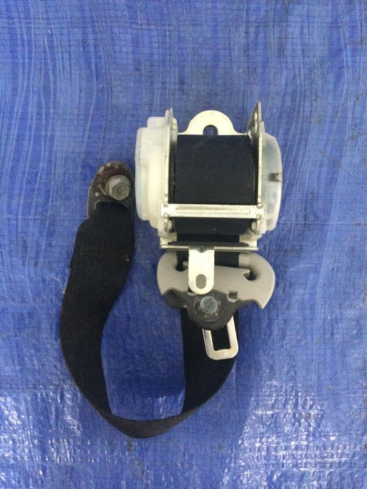 2009 2010 Toyota Matrix Front Right Passenger Seat Belt Retractor Black OEM