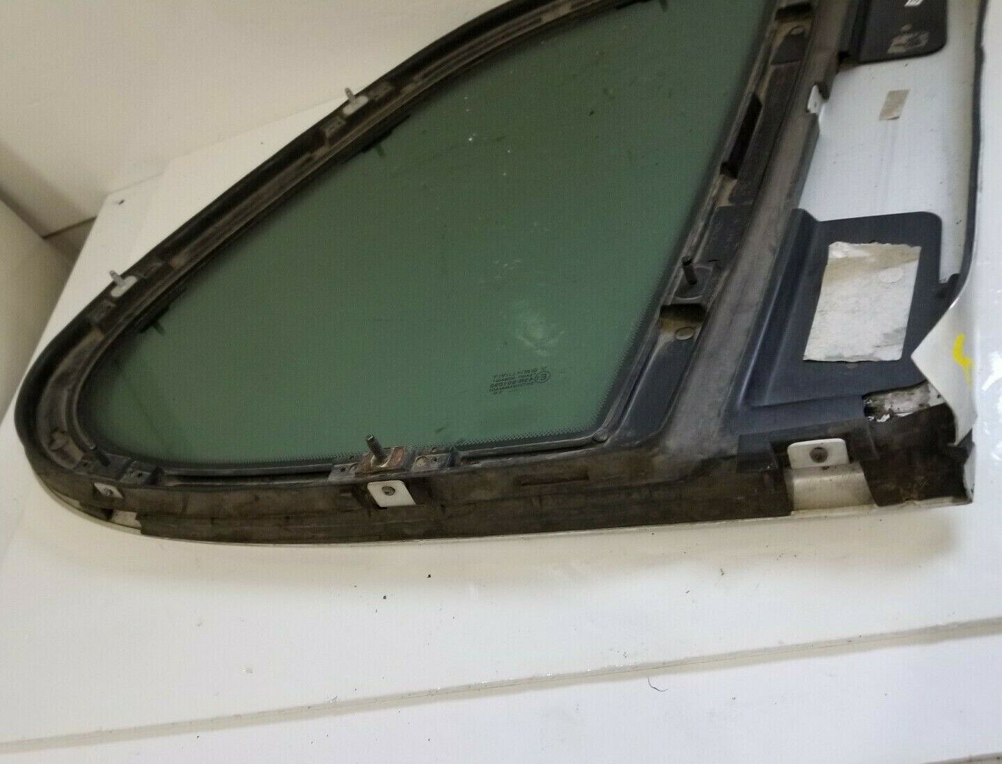 2005 Porsche Cayenne Quarter Window Glass Left Driver Side Tinted OEM LH