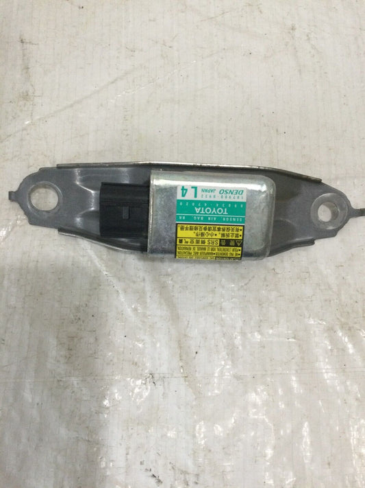 2004-2009 Toyota Prius Rear Left SRS Impact Crash Sensor Unit 89834-47020