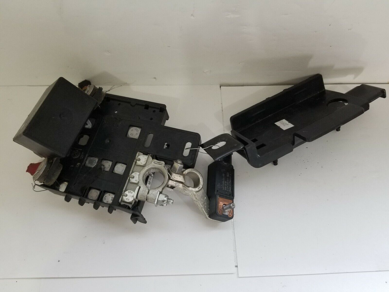 2007 Jeep Compass Battery Temperature Sensor W/ Relay 56029766AC OEM