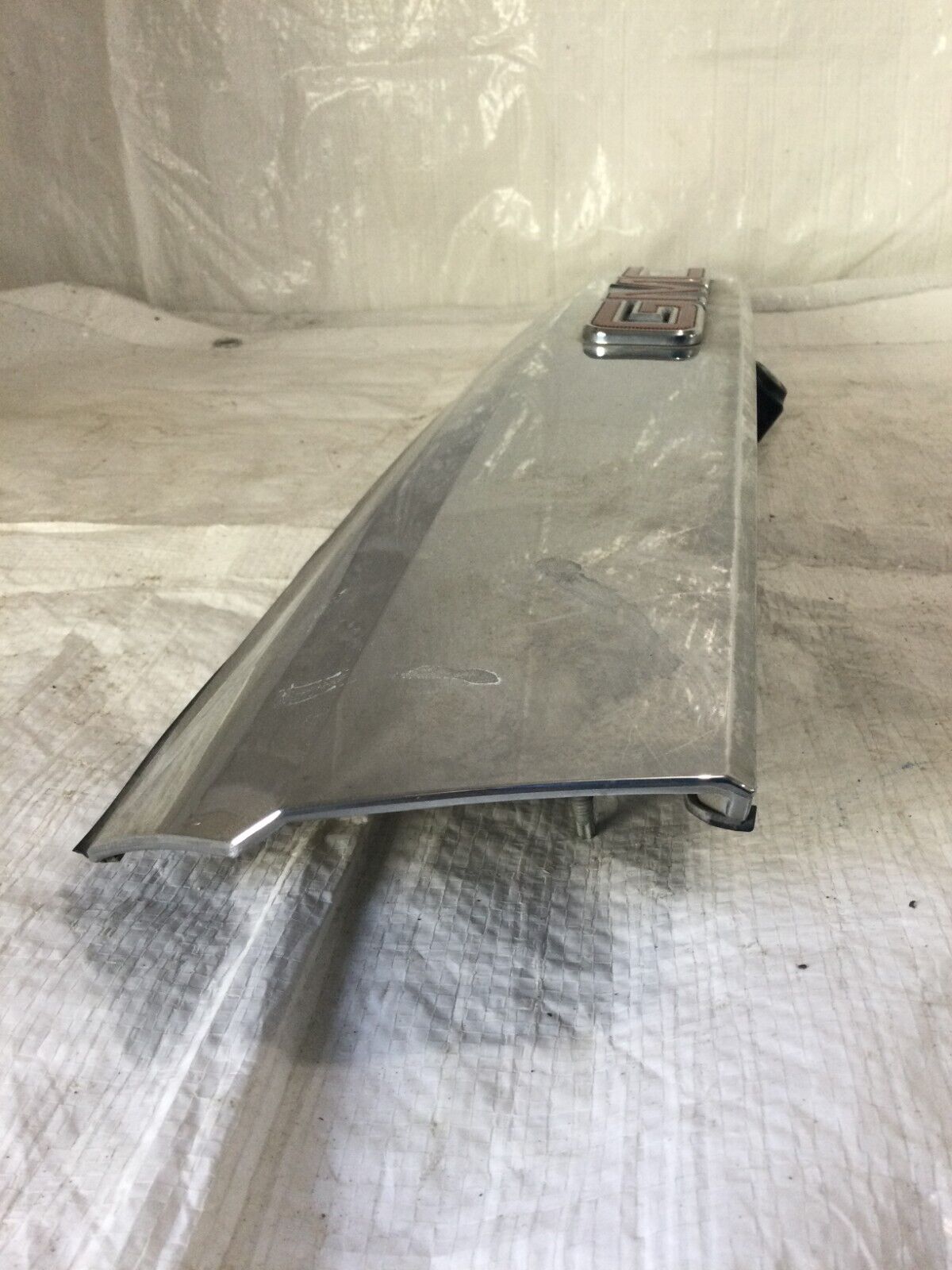 2016-2017 GMC Terrain Rear Tail Lift Gate Chrome Molding Applique OEM
