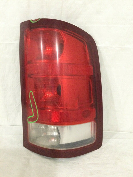 2010 GMC Sierra 1500 Tail Light Lamp Right Passenger Side OEM RH