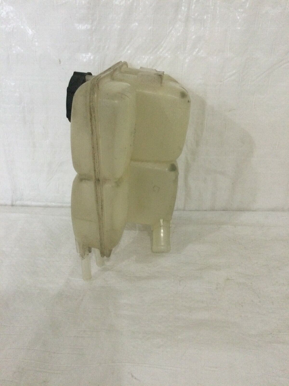 Ford Focus 2008-2011 Coolant Overflow Recovery Bottle Tank Reservoir OEM
