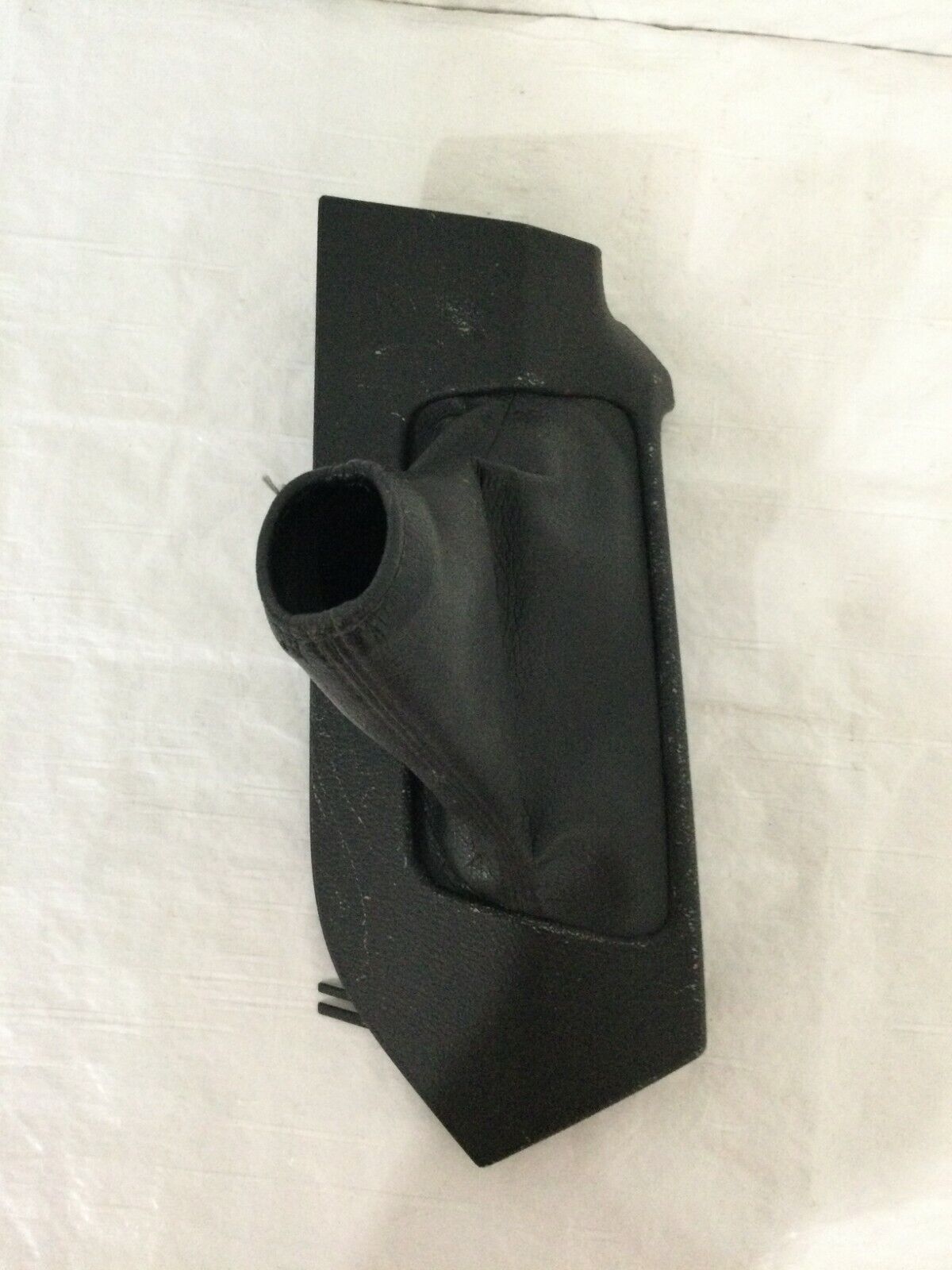 2004 Volvo S60 Parking Brake Lever Cover 9184820 OEM