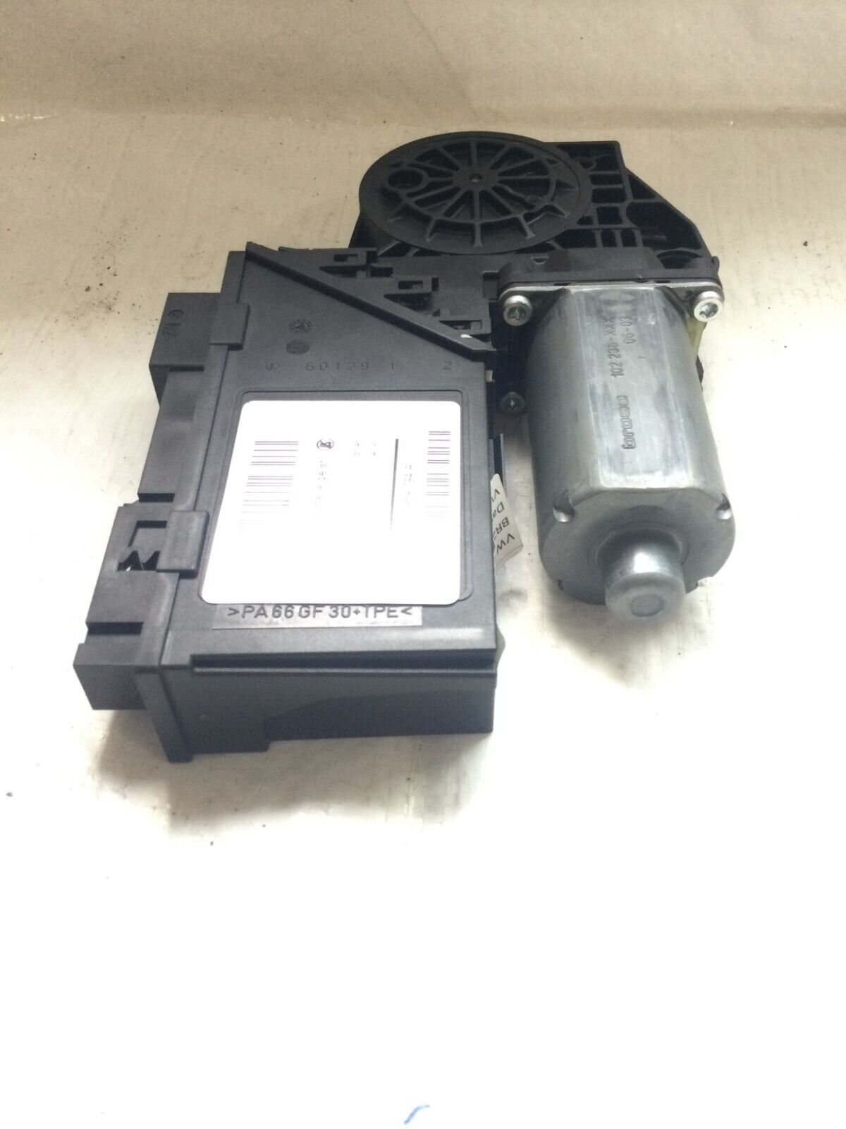 2007 Volkswagen Touareg Door Window Regulator Motor Rear Right 7L0959794A OEM
