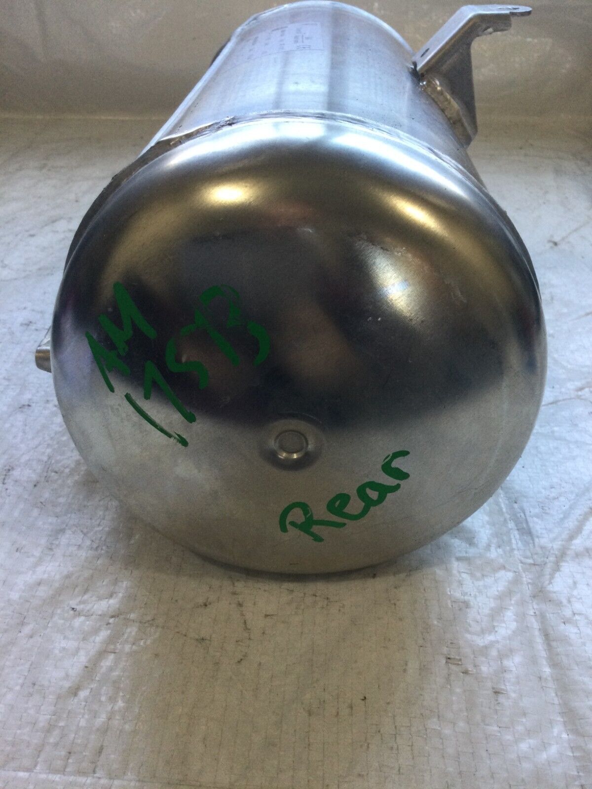 2007 Volkswagen Touareg Air Suspension Pressure Tank Accumulator 7L0616202A OEM