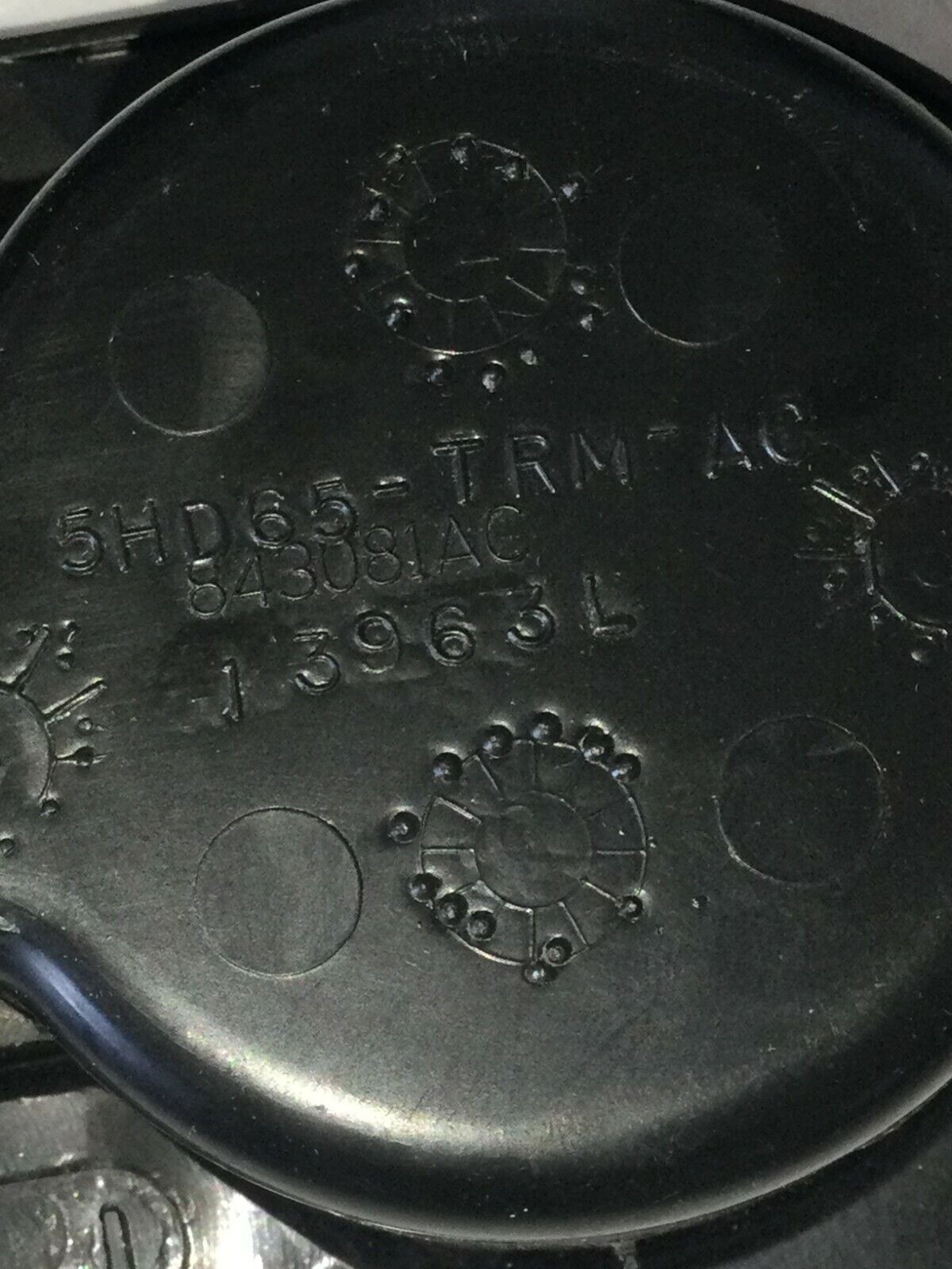 2003-2008 Dodge Dakota Rear Cup Holder 843081AC OEM