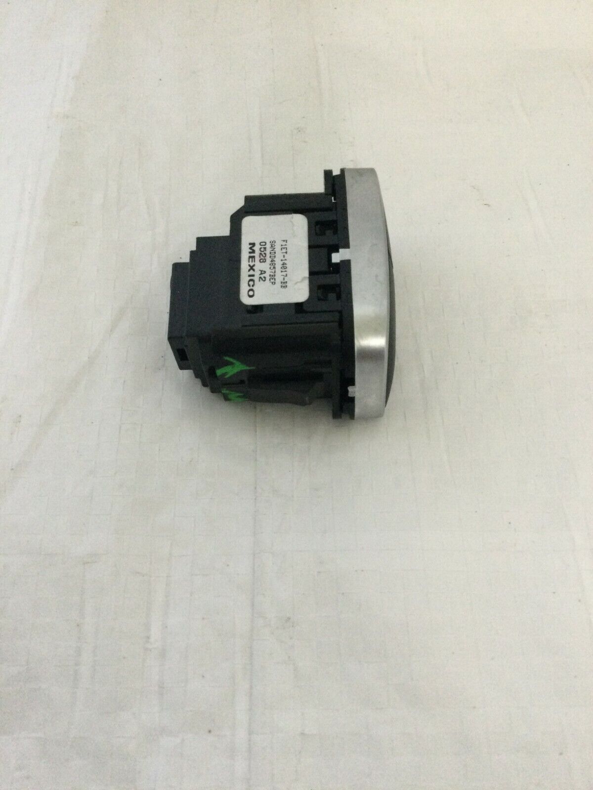 2017-2019 Ford Escape Front Right Passenger Door Lock Switch Button OEM