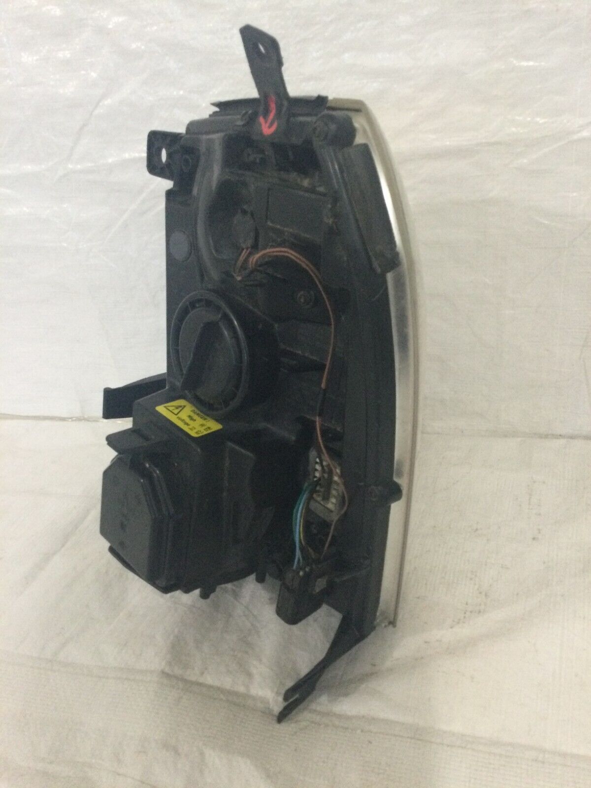 2007 Cadillac Escalade ESV Headlight Right Passenger Side OEM RH