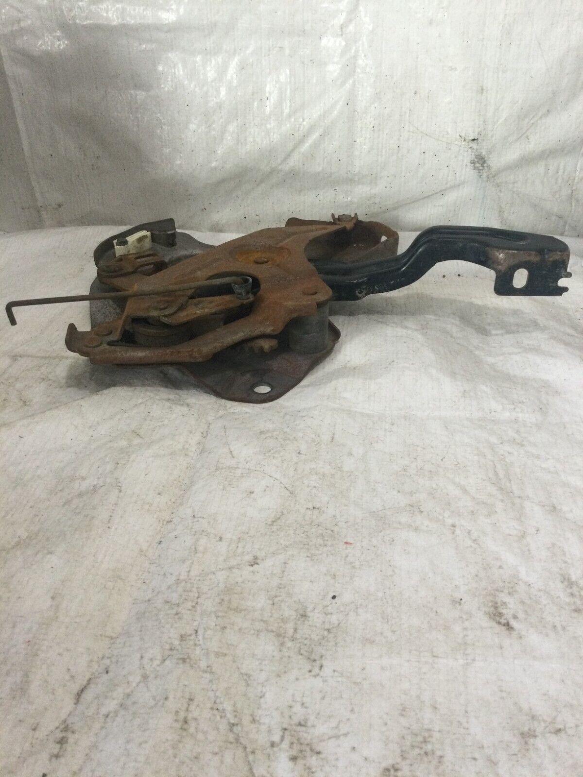 2003-2005 Dodge Ram 2500 3500 Emergency Parking Brake Pedal Assembly OEM