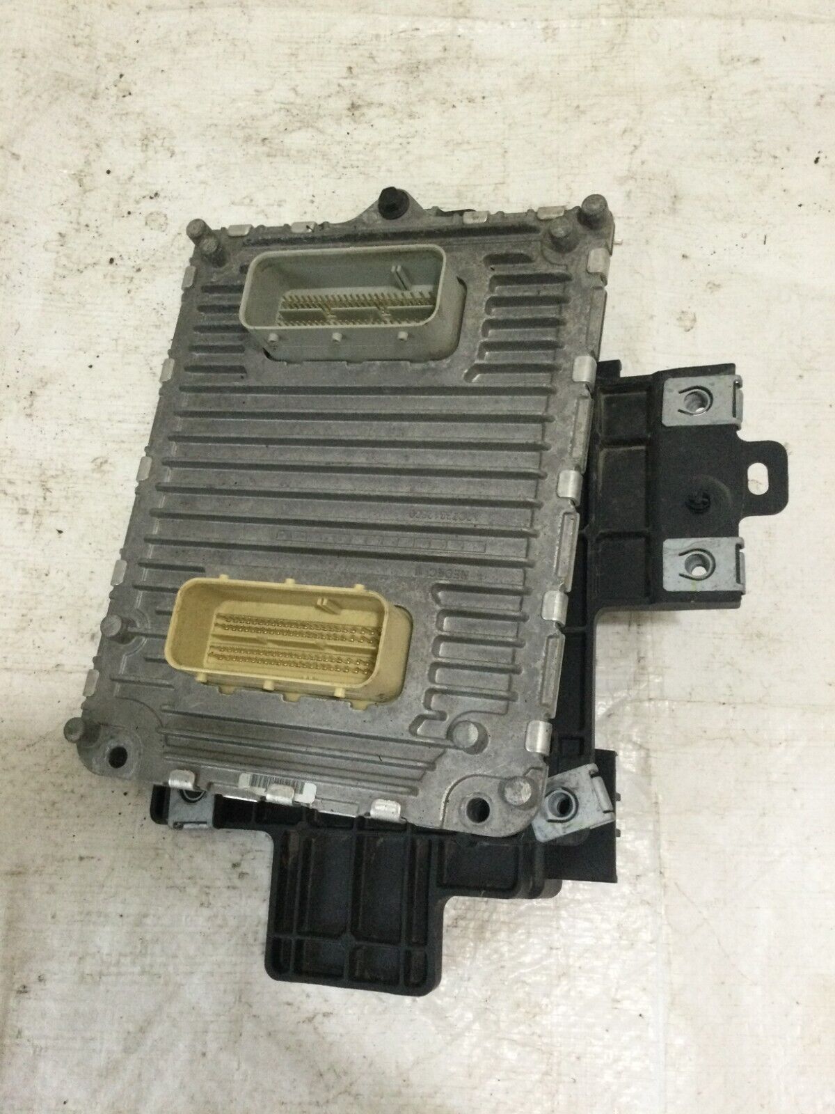 2019 Dodge ram 1500  Engine motor Brain Box 8743AI OEM