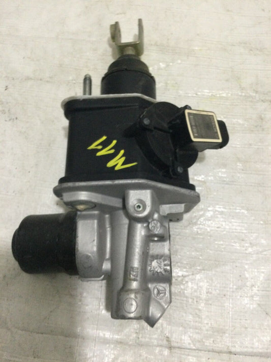 2006 Mercedes Benz 211 E55 Master Brake Cylinder OEM