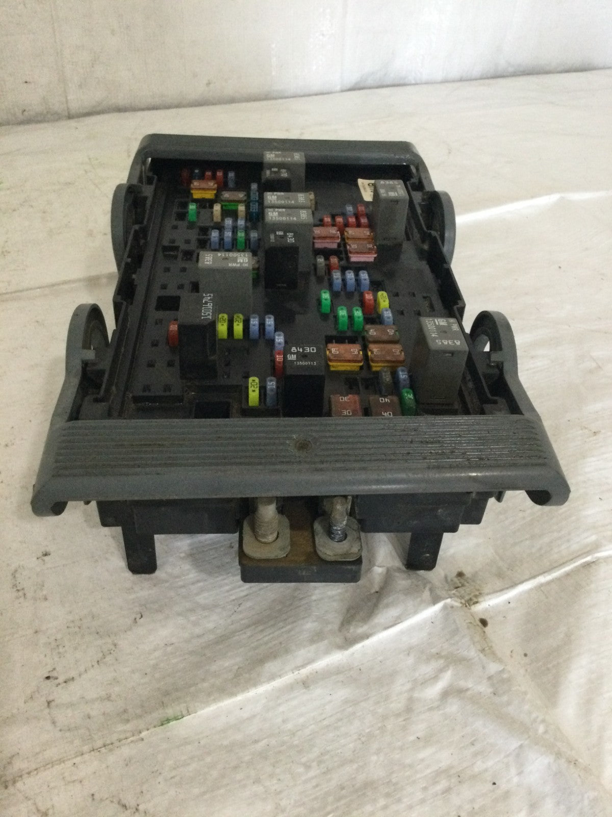 2014 GMC Sierra 2500 6.6L Junction Block OEM 22798216