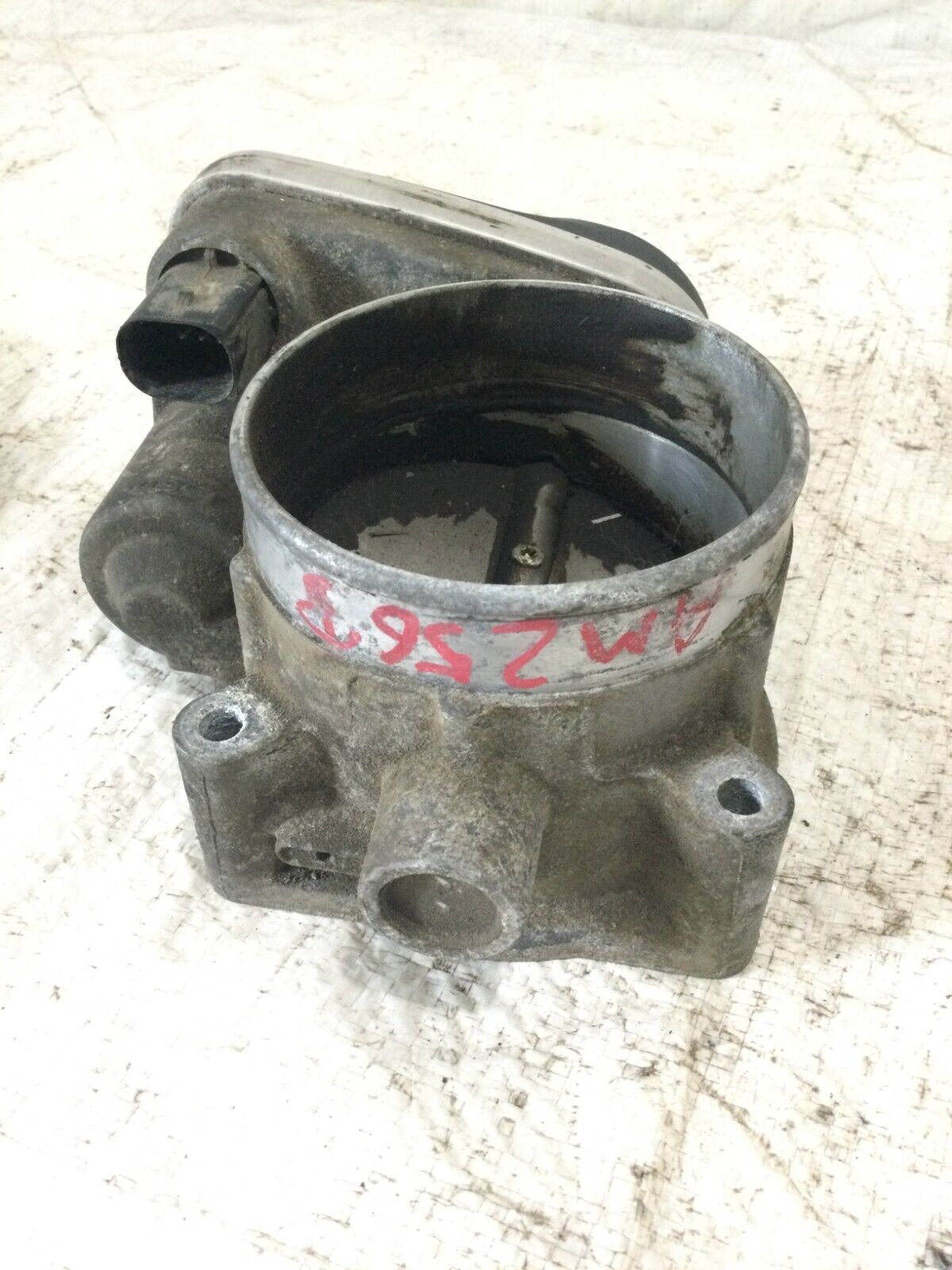 2005 Dodge Ram 1500 Throttle Body Valve Assembly 53032801AC 5.7L OEM