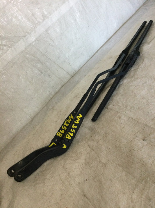 2010 Dodge Ram 1500 Front Right Left Side Wiper Arm Set 89813-702 OEM
