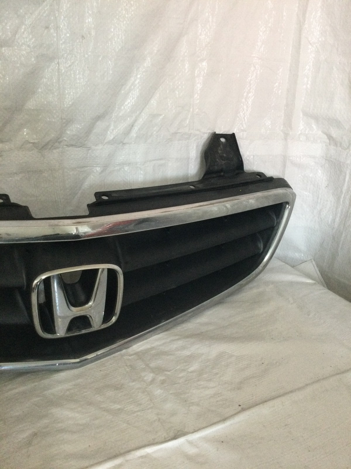 2003 Honda Accord Grille OEM
