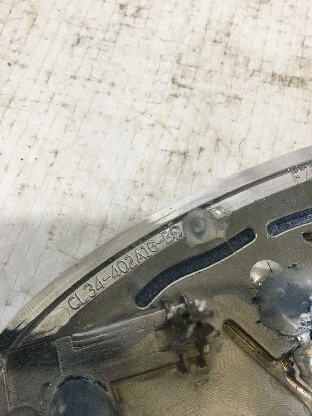 2005 Ford F-150 Front Rear Tailgate  Oval Emblem OEM