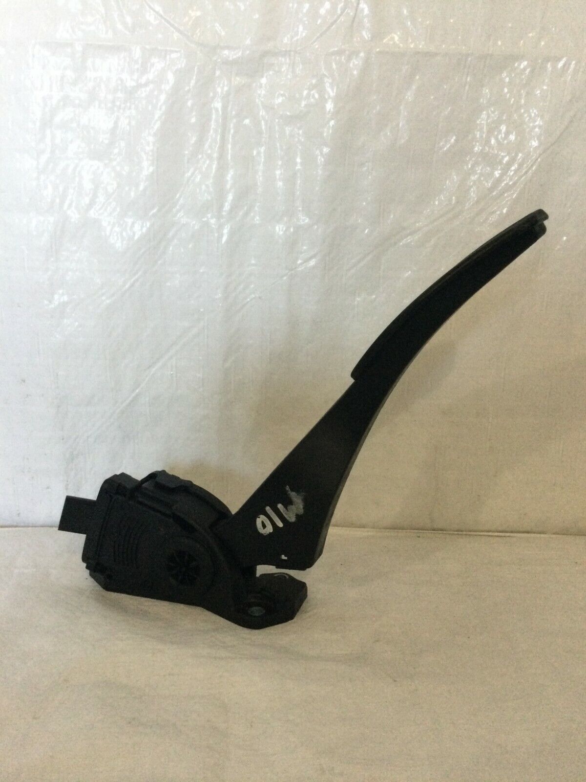 2017 Dodge Grand Caravan Accelerator Gas Pedal OEM 05281418AD