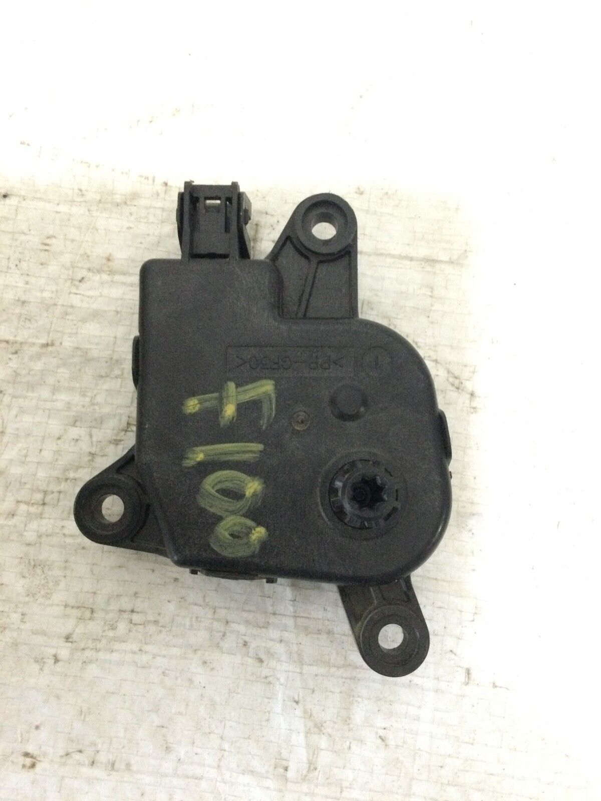 2005 Dodge Ram 1500 A/C Heater Air Blend Door Actuator OEM 04885206AB