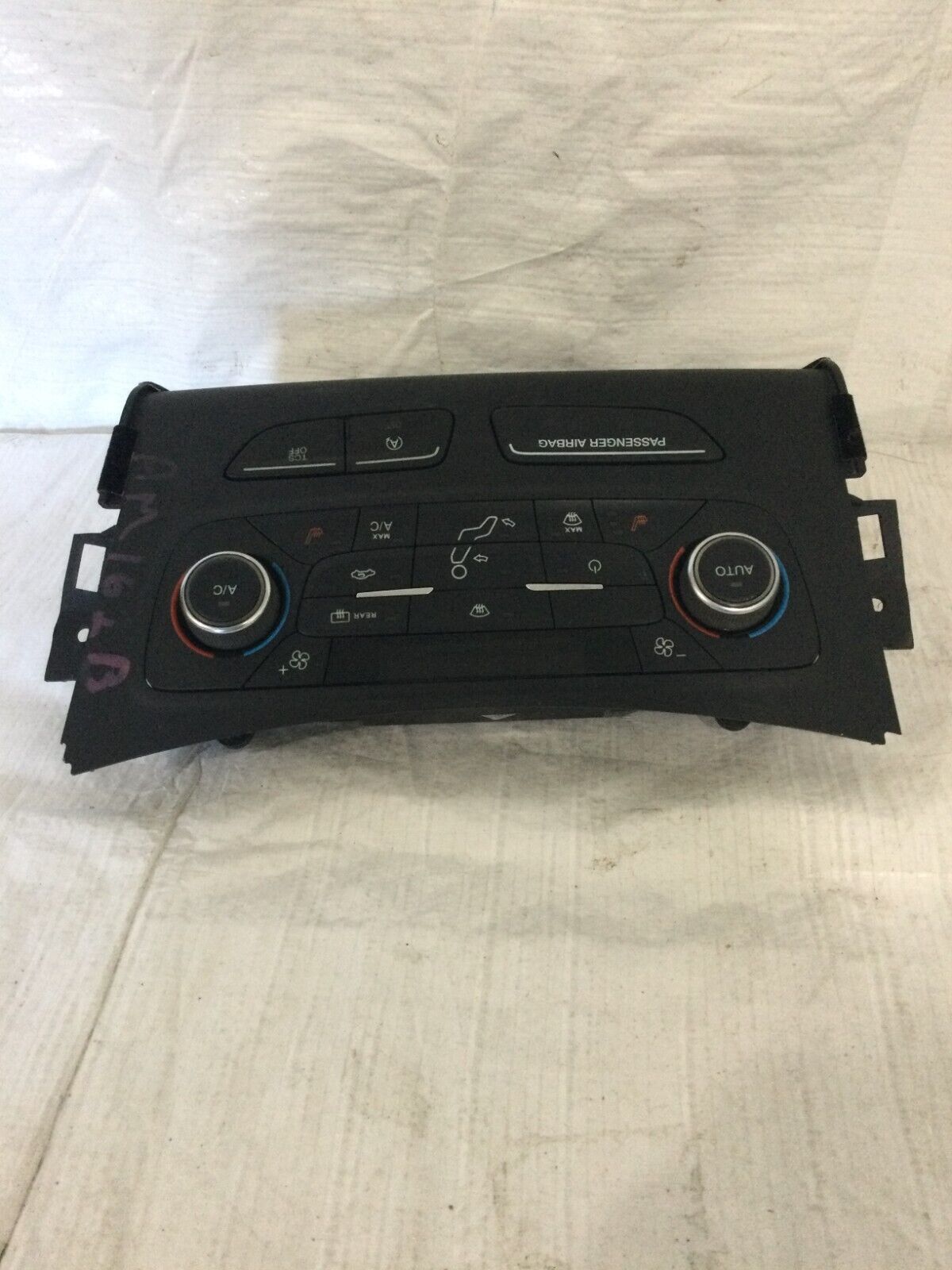 2017-2019 Ford Escape Heater AC Temperature Control Switch Panel GJ5T-18C612-FA