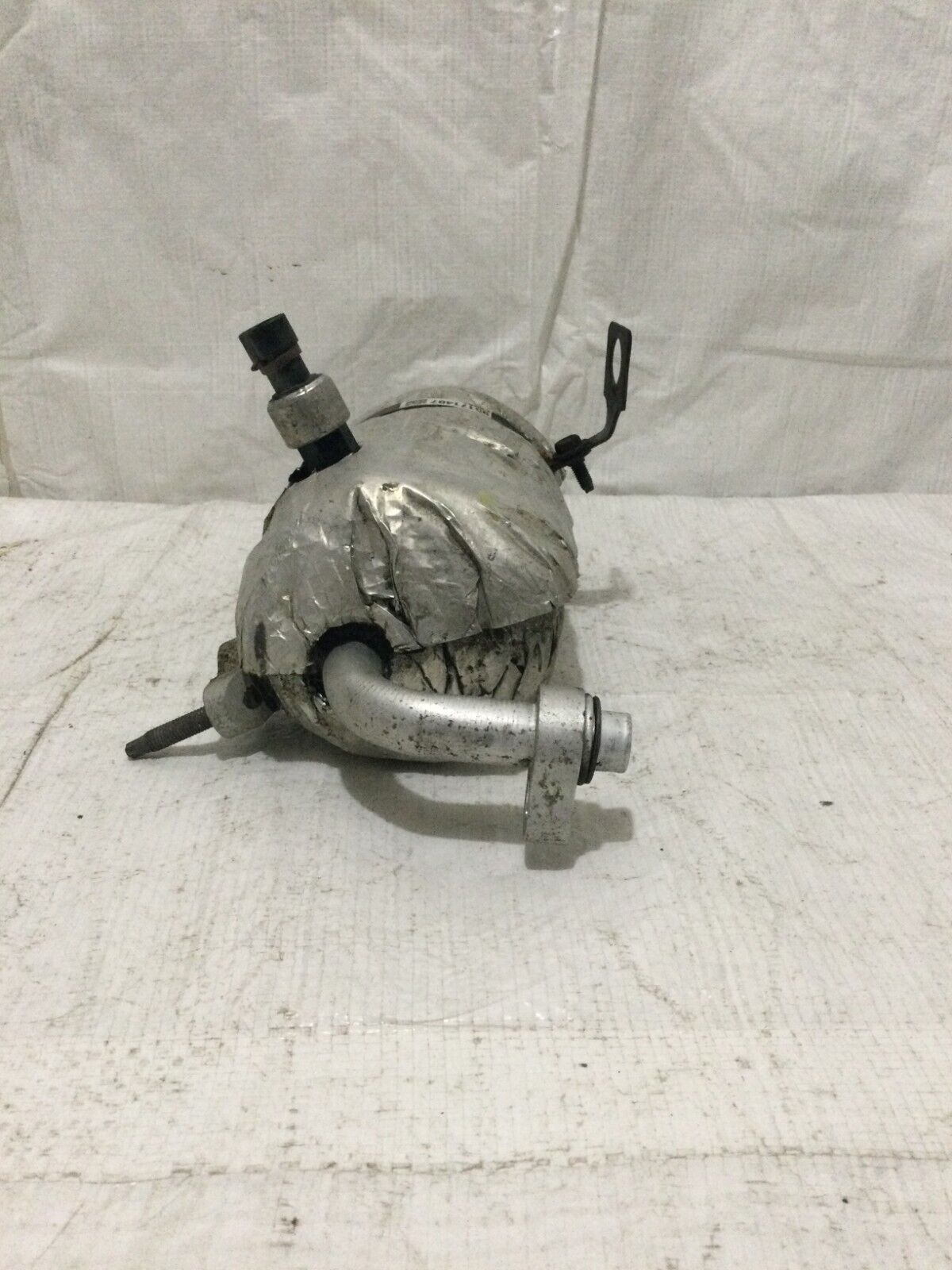 2002 2006 Chevrolet Avalanche 1500 AC Accumulator Drier 95171407 OEM