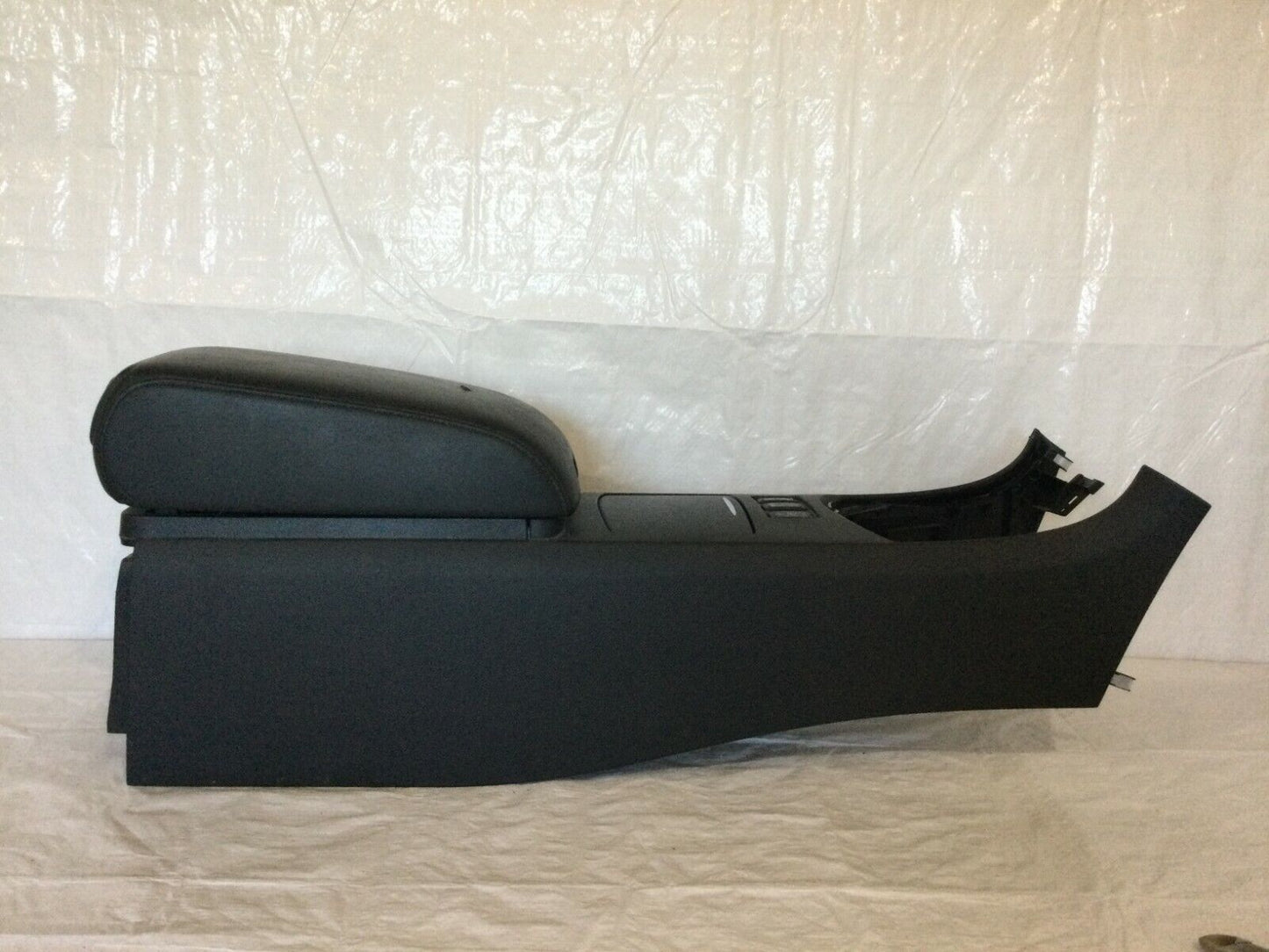 2007-2008 Infiniti G35 Center Console Assembly W/ Cup Holder OEM 68430JK00A