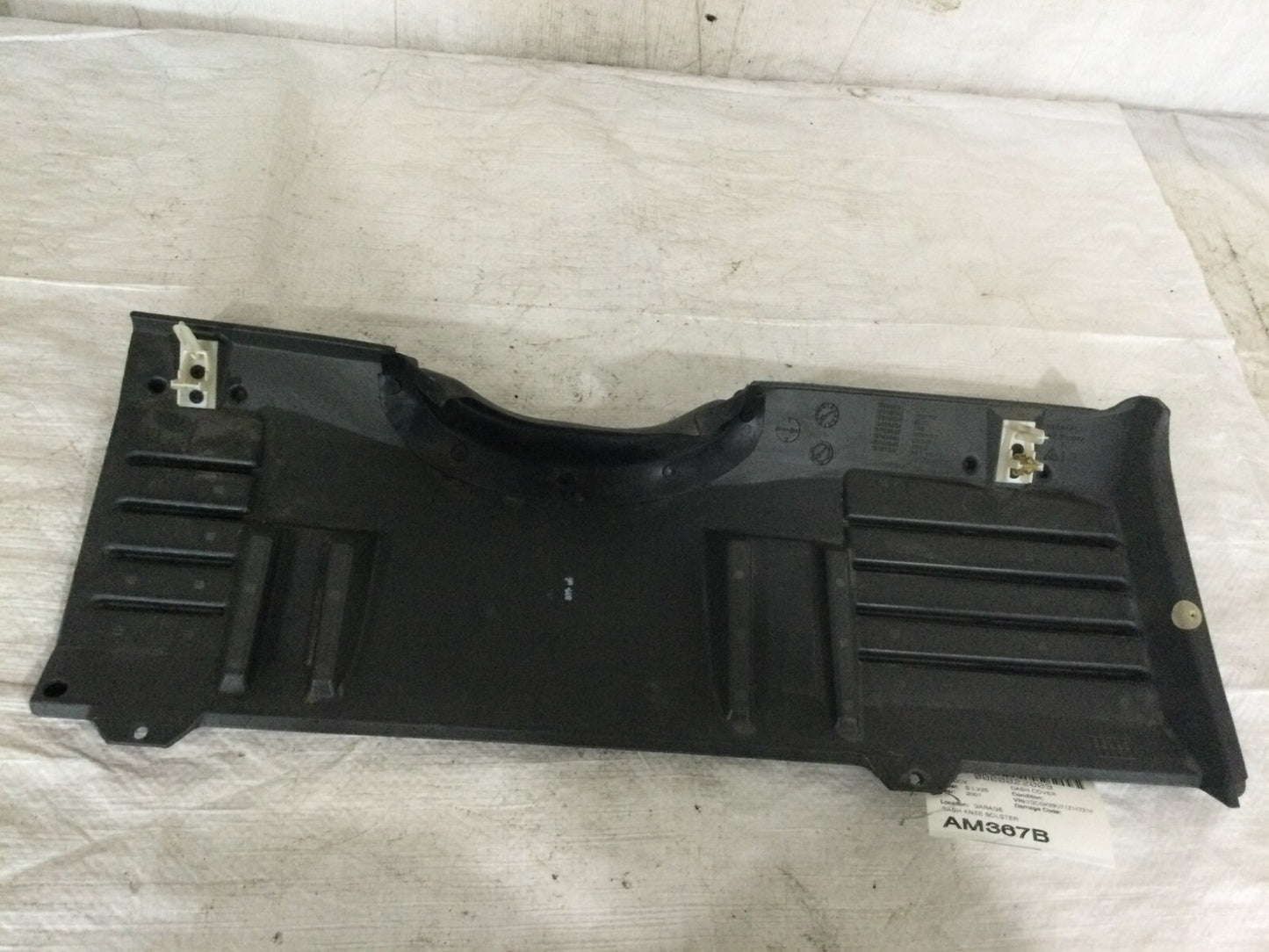 2001 Chevrolet Silverado 2500 Dash Knee Bolster Trim Cover OEM