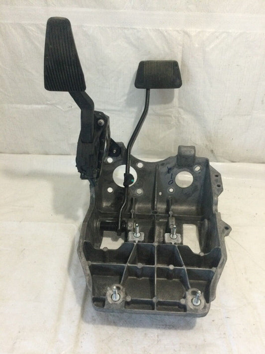 2014 Dodge Ram 1500 Steering Column Brake Pedal W/ Bracket OEM 55351190AE