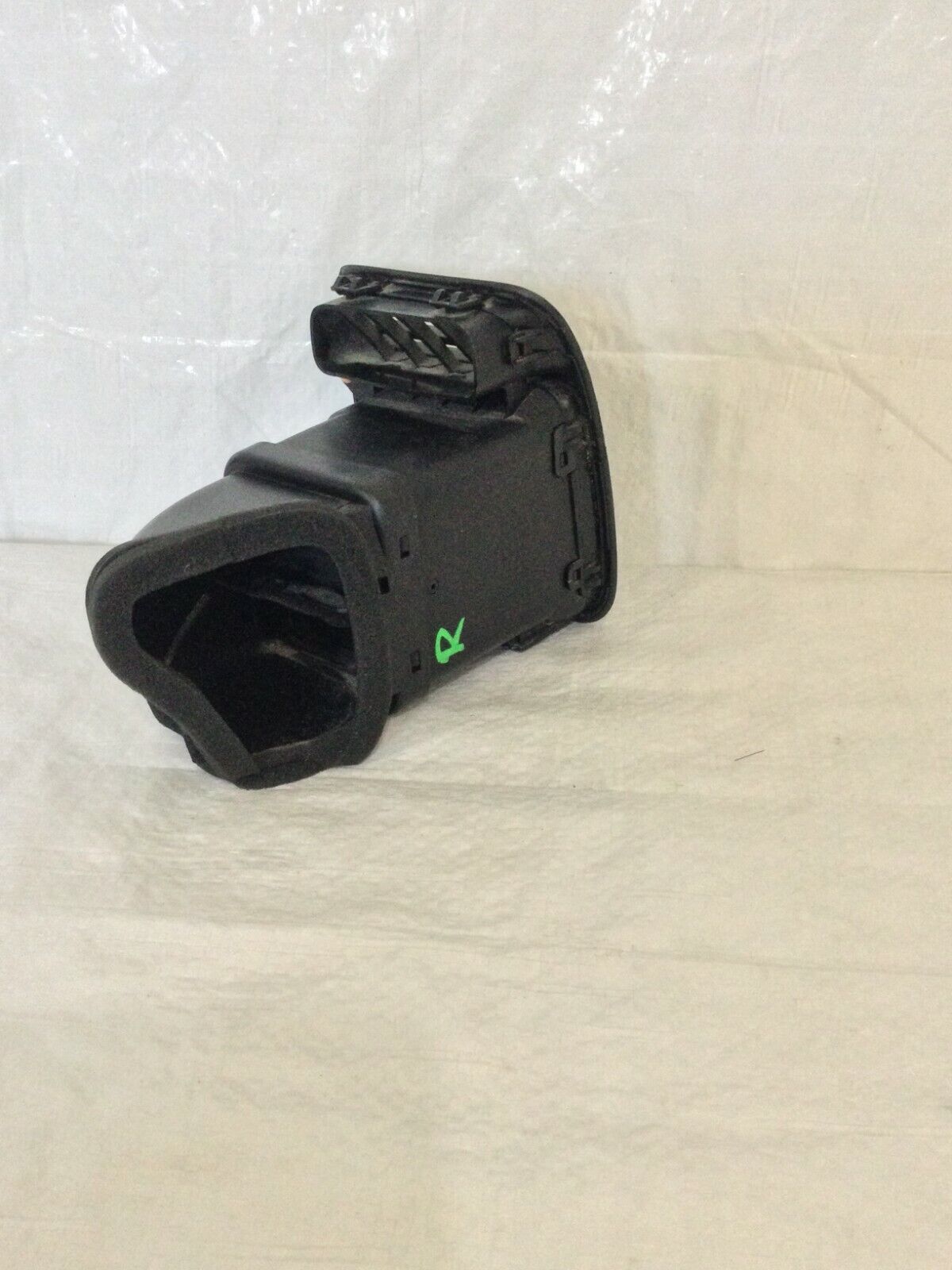 2002-2005 Honda CR-V CRV Dash Air Vent Right Passenger Side Duct OEM RH