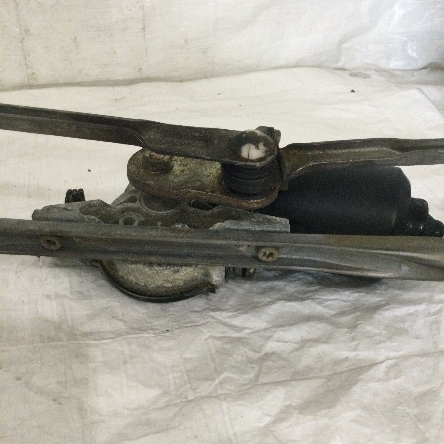 2003-2005 Mazda 6 Front Wiper Motor W/ Transmission Linkage OEM 159200-6700