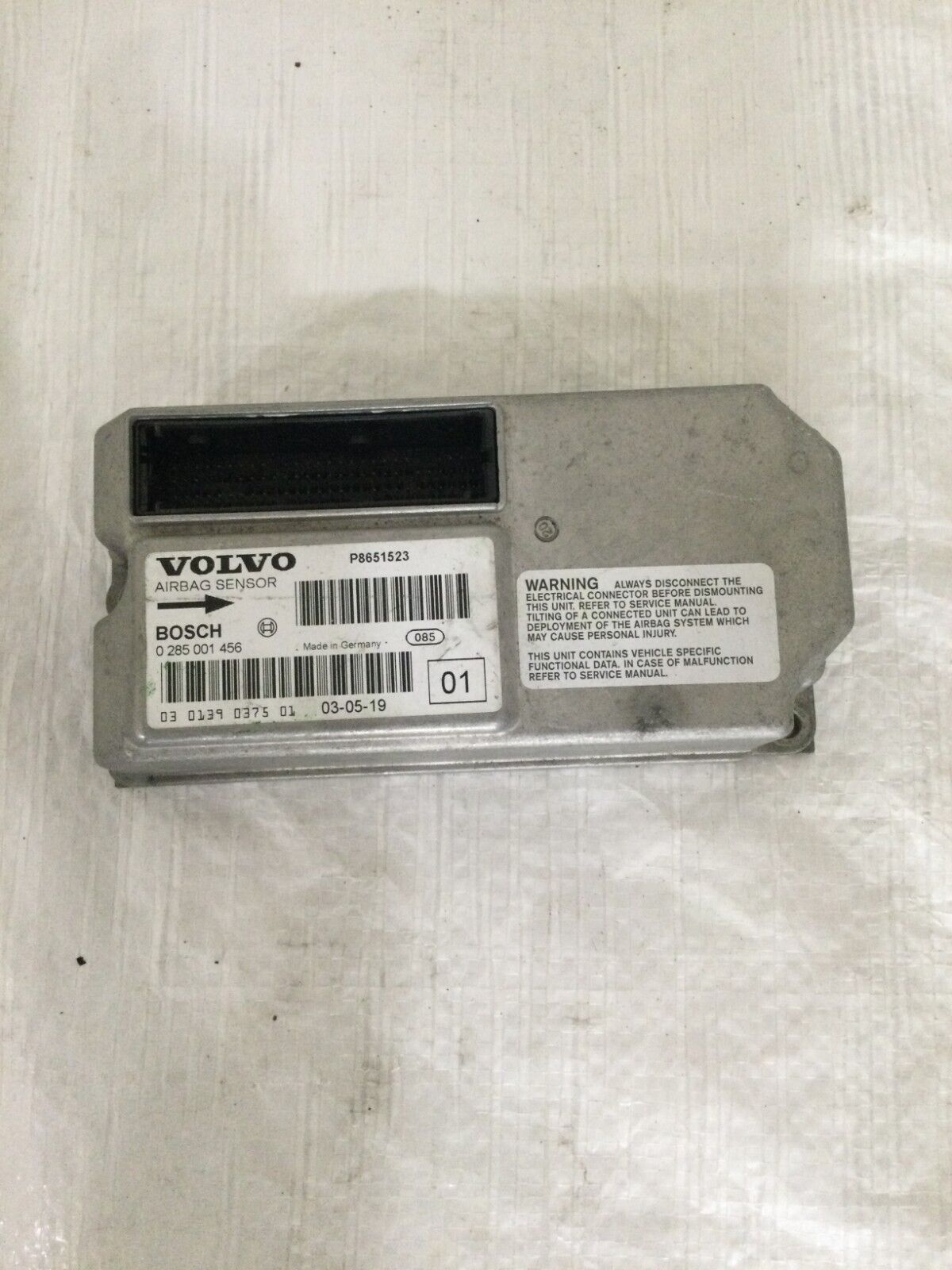 2004 Volvo S60 SRS Control Module 8651523 OEM