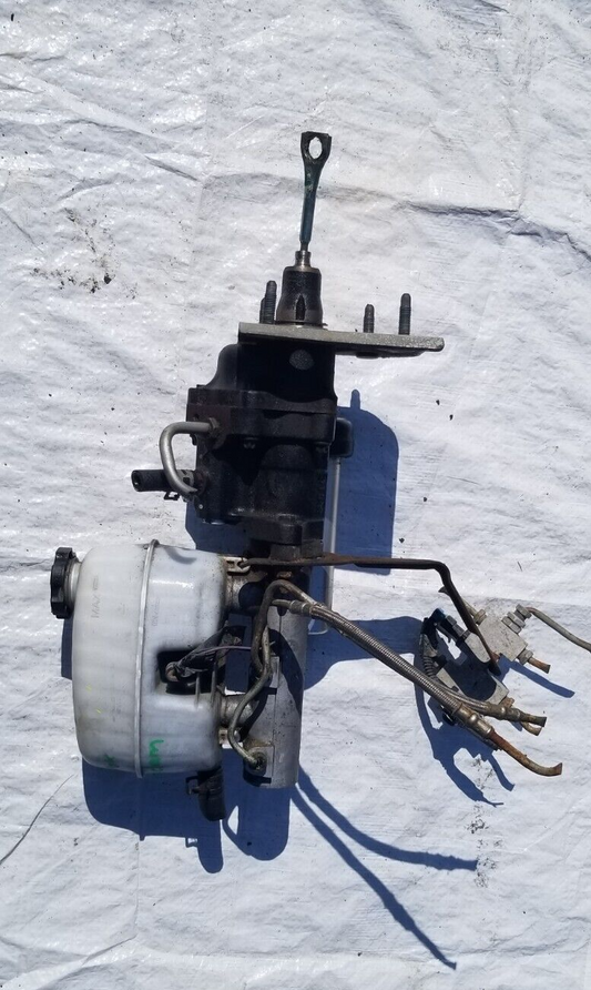 2003 Cadillac Escalade EXT Hydro Power Brake Booster OEM 18045894