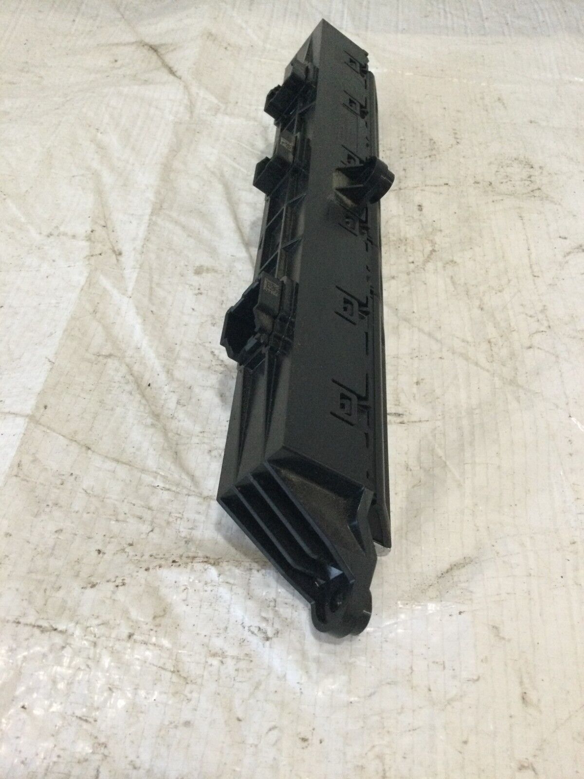 2019 Chevrolet Silverado 1500 Front Center Dashboard Switch Panel 84168736 OEM